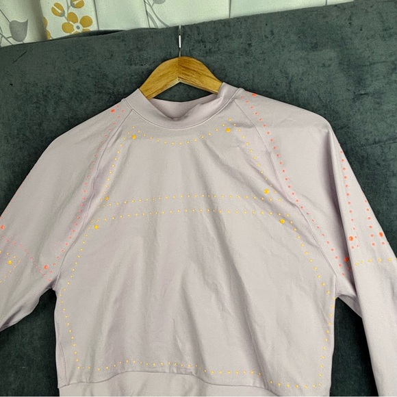 Nike Dri-FIT Lavender long sleeve top with neon studding sz L - Picture 4 of 13
